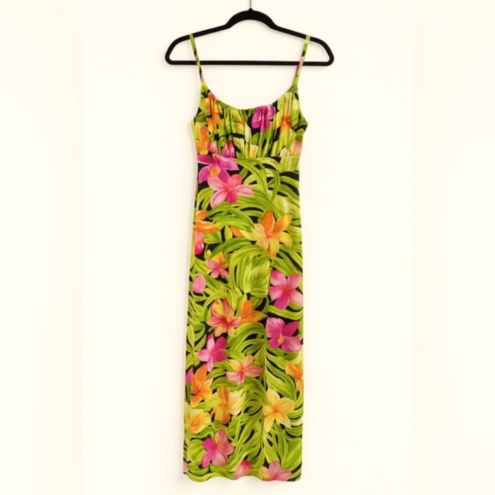 AUW Black and Green Floral Dress size M A dress that has never been worn